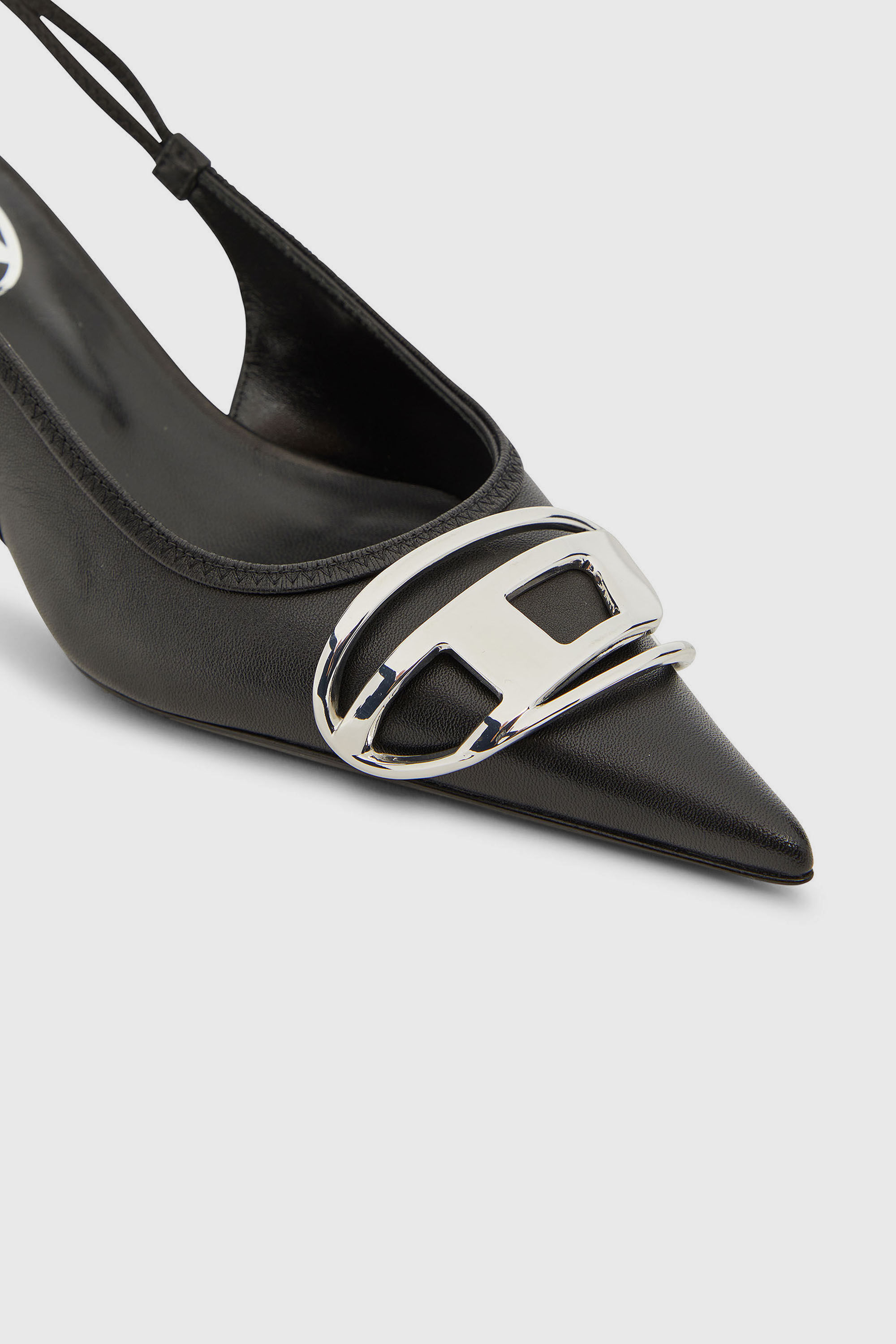 Diesel - D-VENUS SB 40, Woman's D-Venus-Slingback pumps in nappa leather in Black - 5