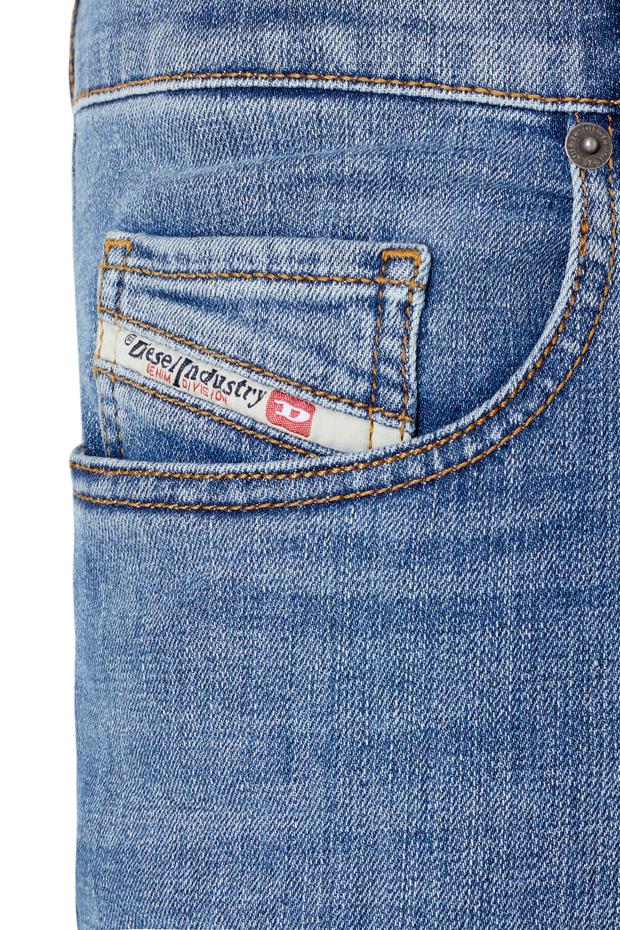 Diesel - 2021 D-Vocs 09D47 Bootcut Jeans, Medium blue - Image 6