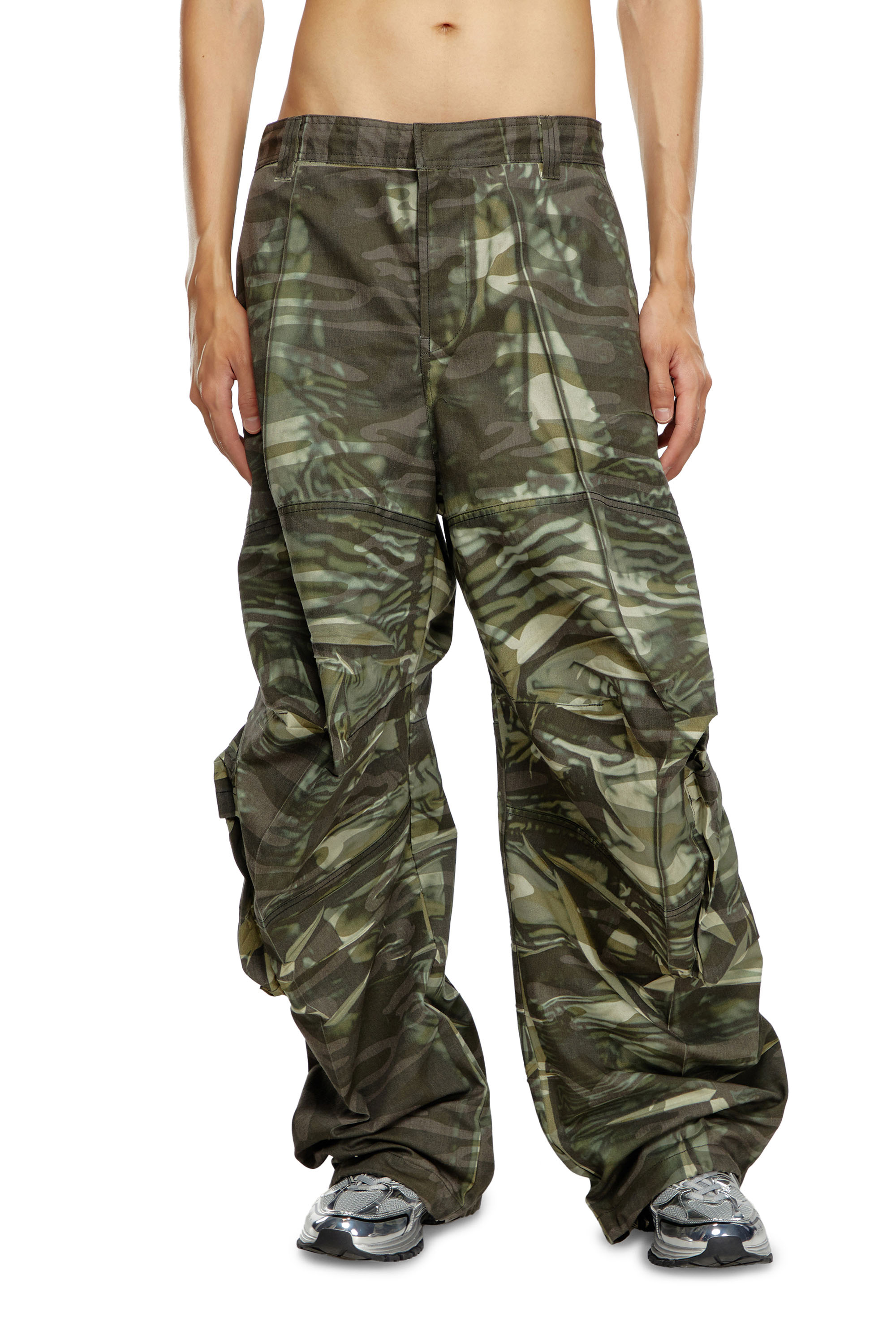 Diesel - P-ARNE, Man's Camo cargo pants with creased print in Green - 1