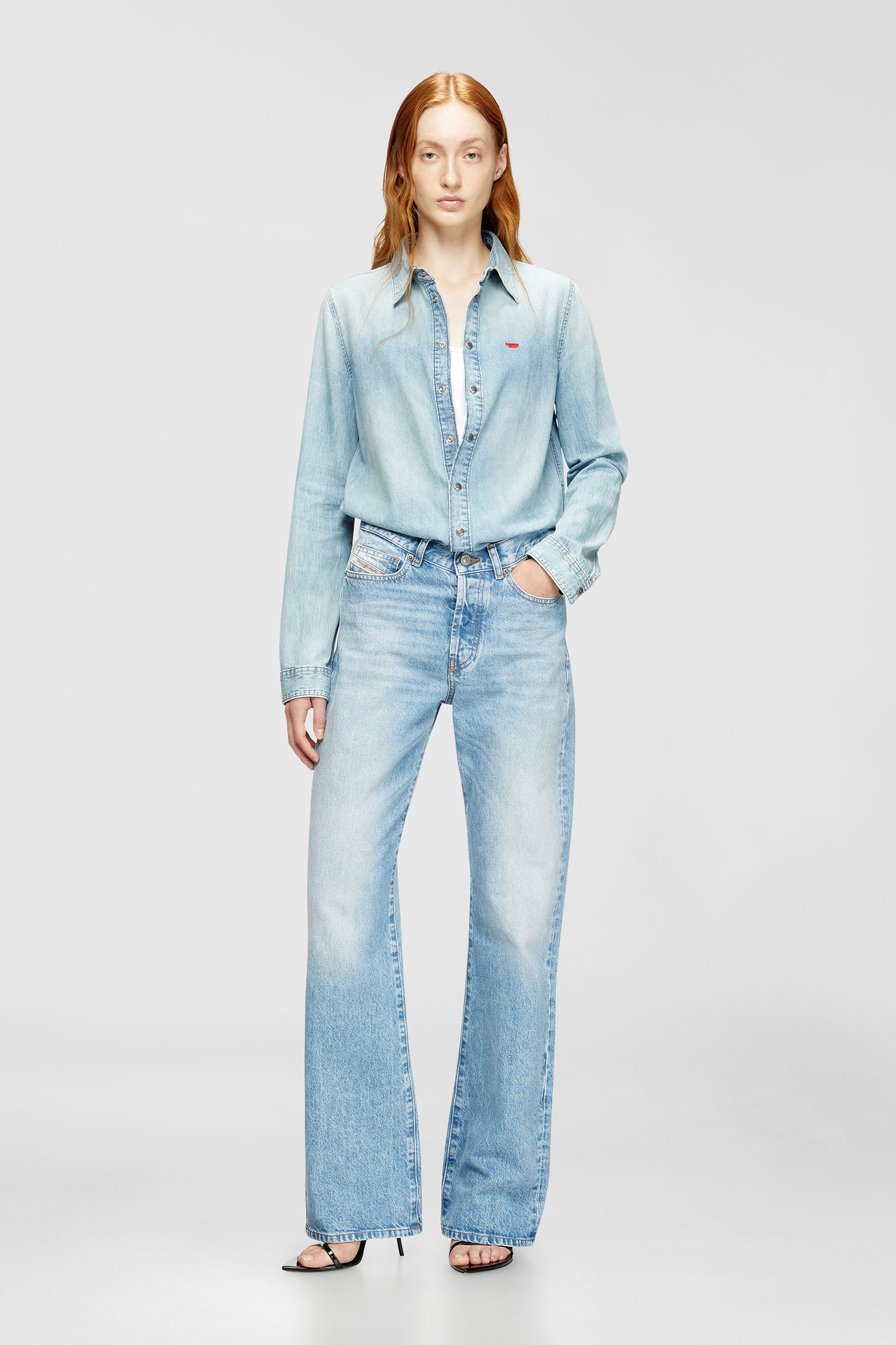 Diesel - DE-EAZY, Woman's Denim shirt with embroidered logo in Light Blue - 2
