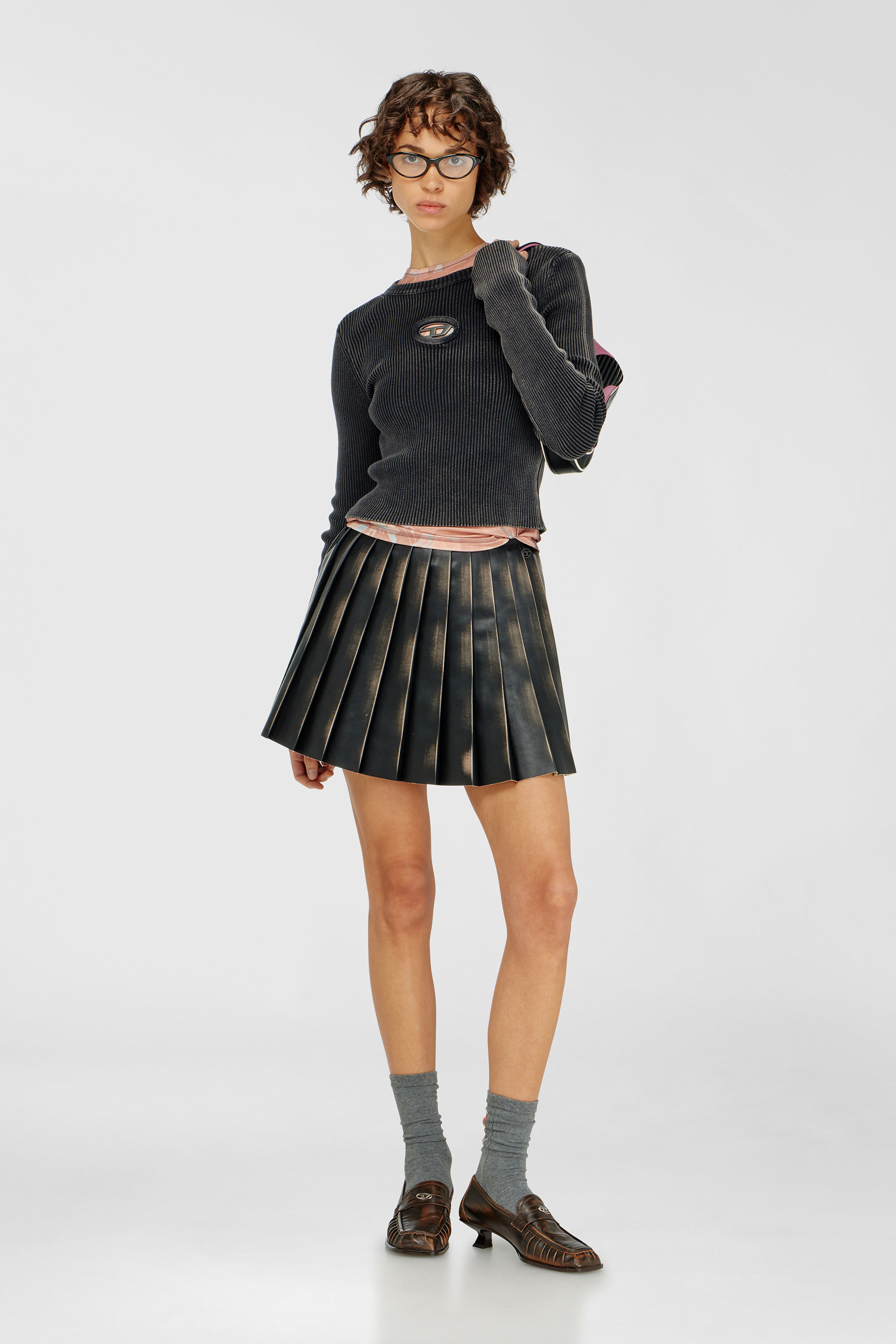 Diesel - M-ANCHOR-A, Woman's Cropped jumper with cut-out logo in Black - 2