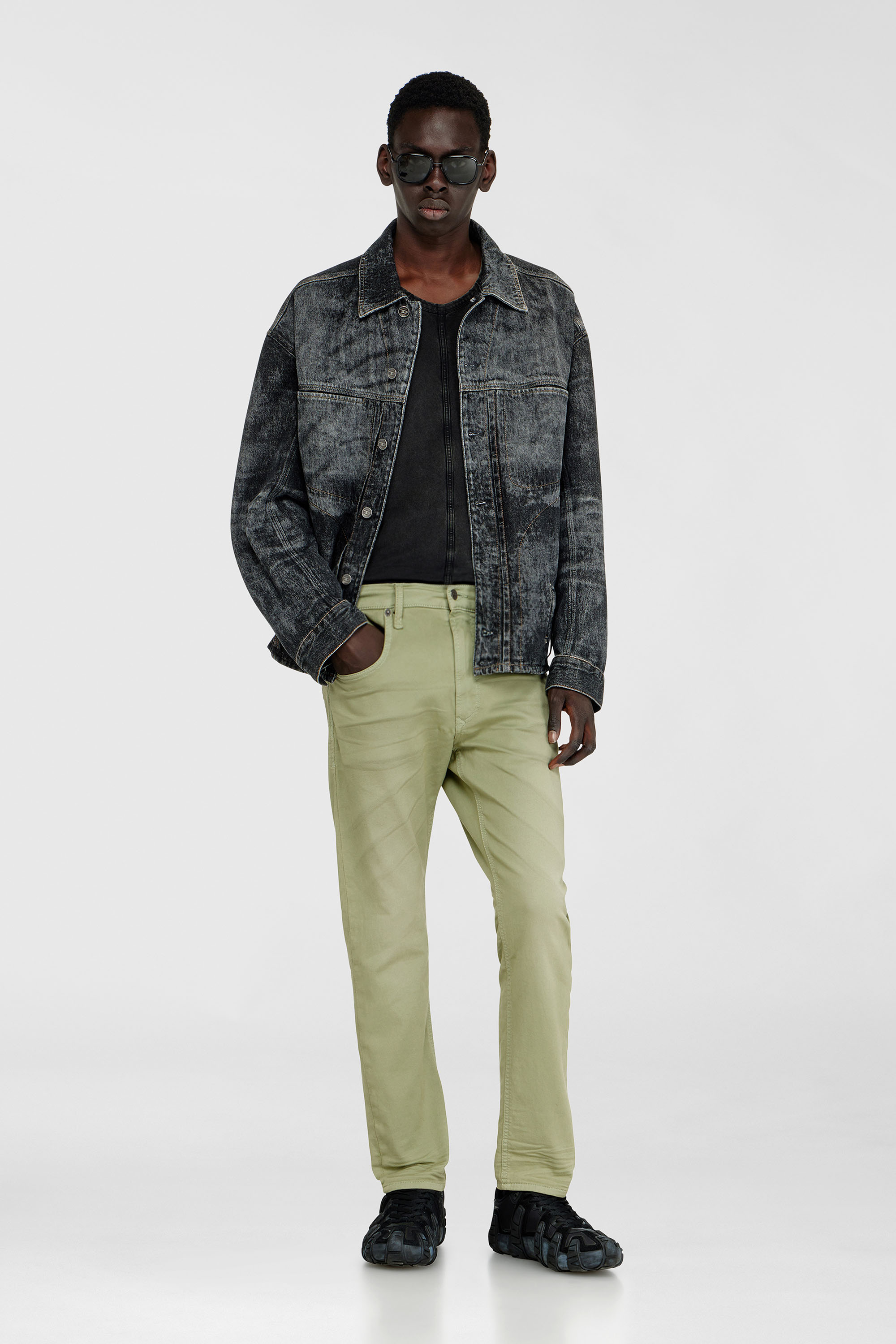 Diesel - Man's Regular 2032 D-Krooley-BW Joggjeans&reg; 0670M, Olive Green - 2
