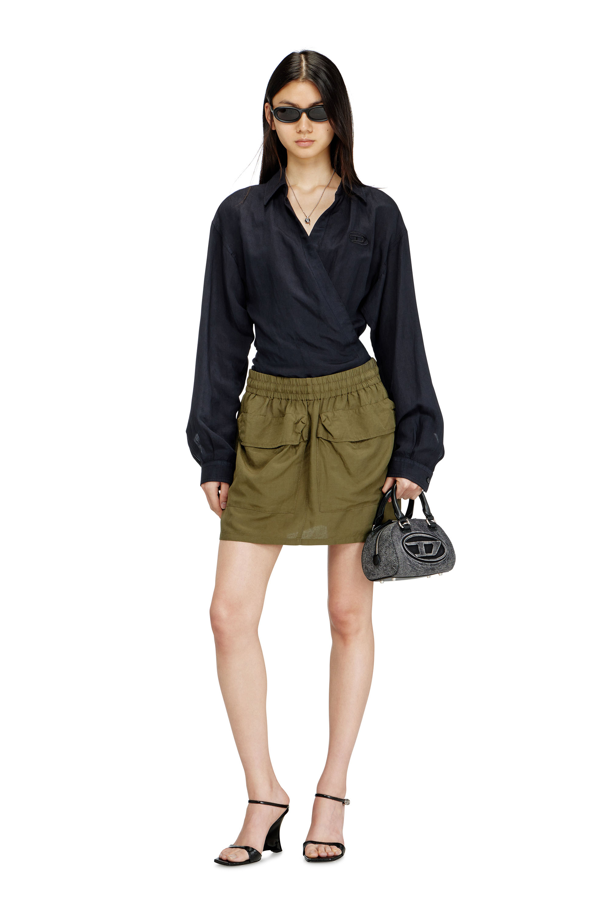 Diesel - O-CEAN-S2, Woman's Linen-blend mini skirt with cargo pockets in Green - 2