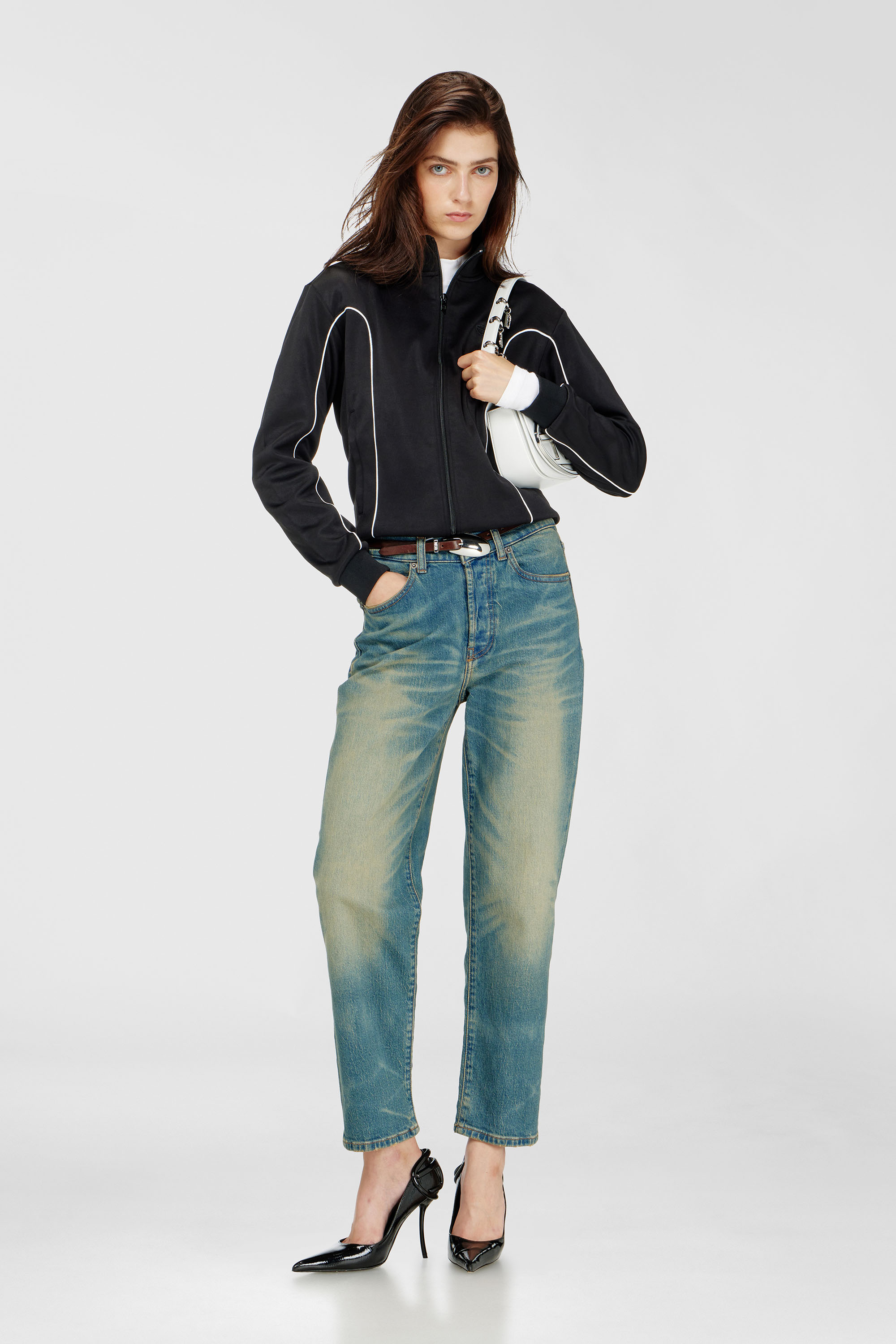 Sweat-jacket with contrast piping