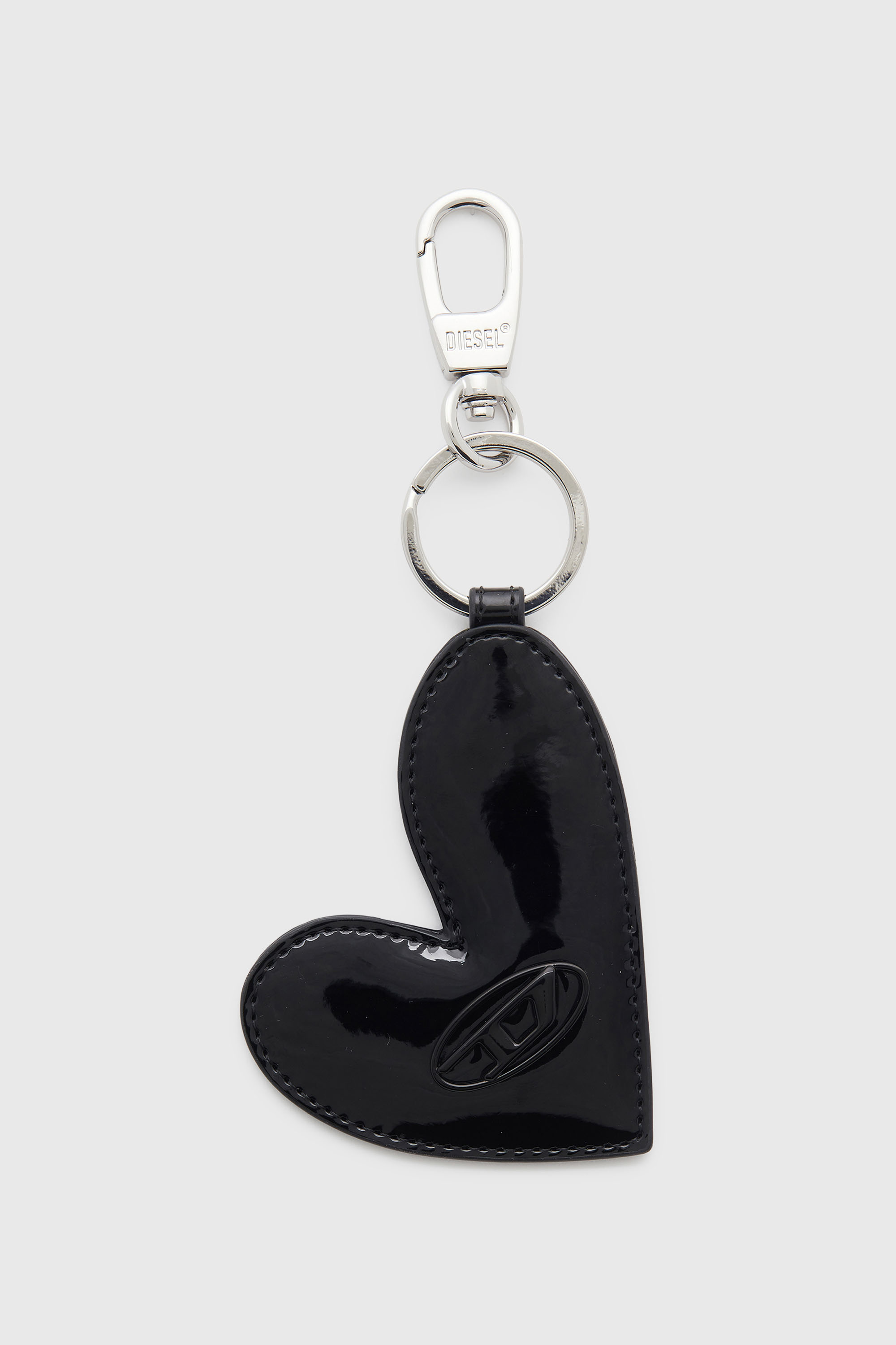 Hear-shape charm with glossy finish