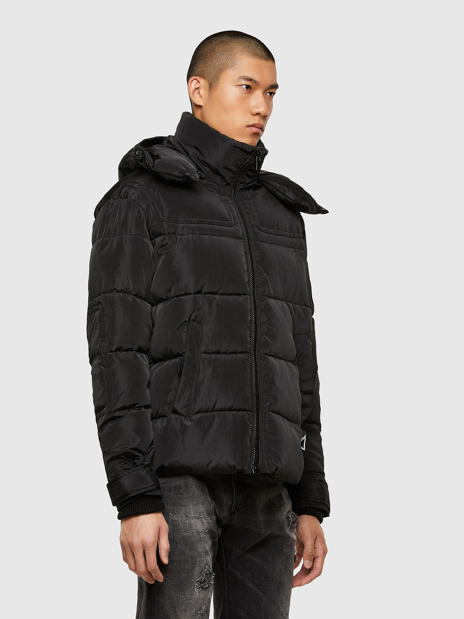 W-RUSSELL-WH Man: Hooded puffer jacket with Mohawk patch | Diesel