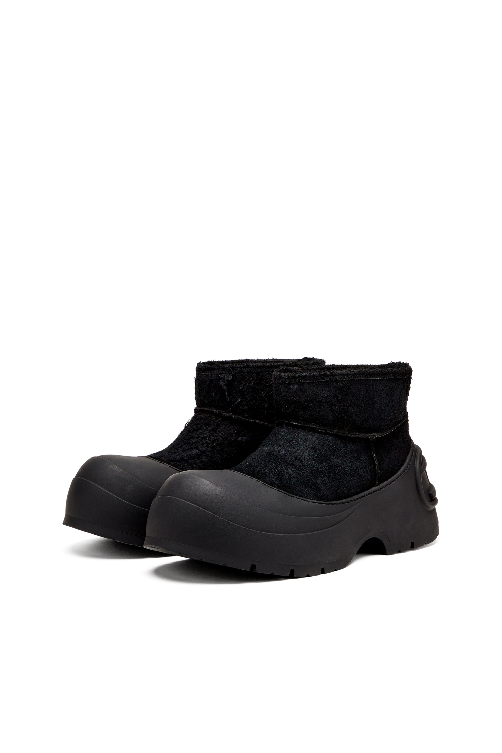 Diesel - D-DONALD MONTONE, Man's Chunky ankle boot with lug sole in Black - 8